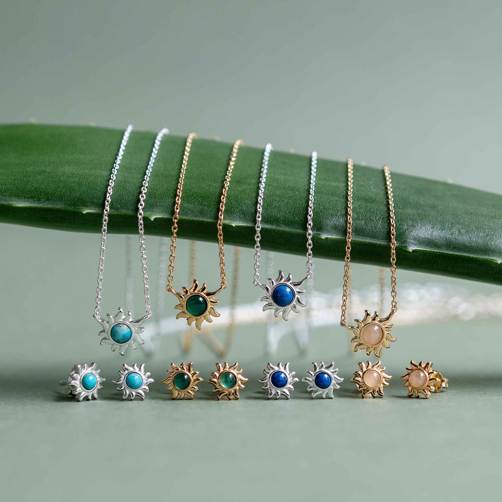 Precious sun necklace