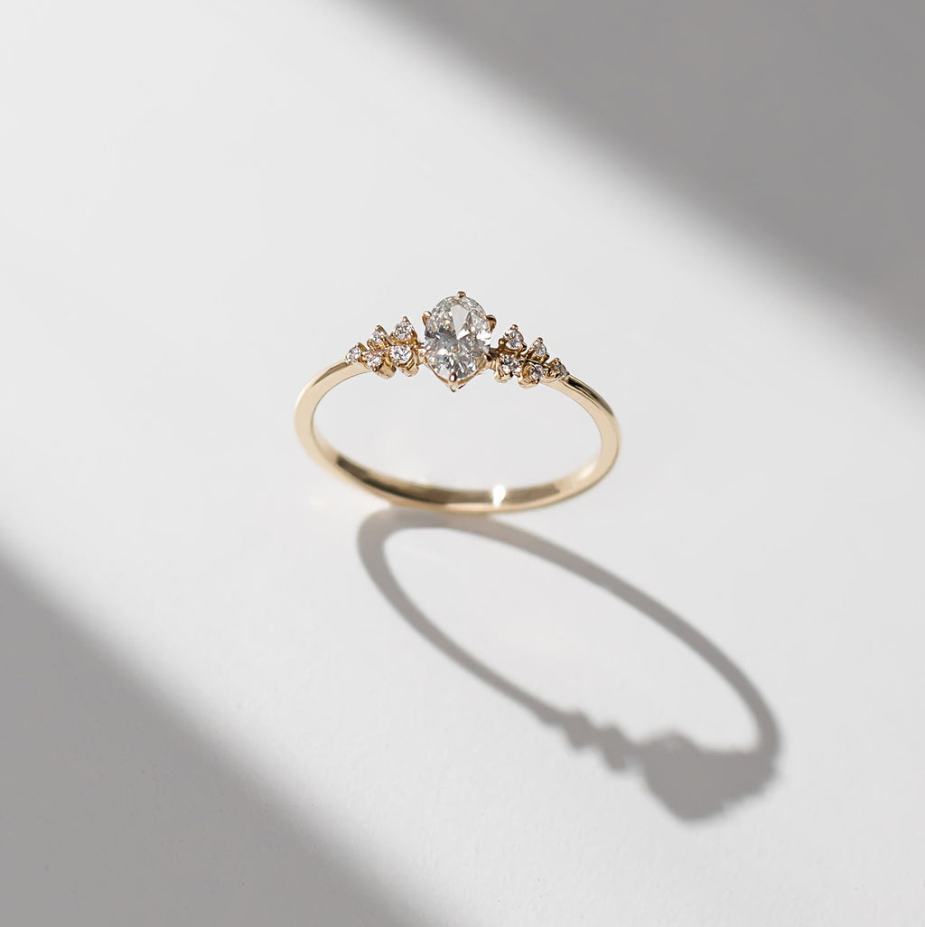 The iconic engagement ring | solid gold