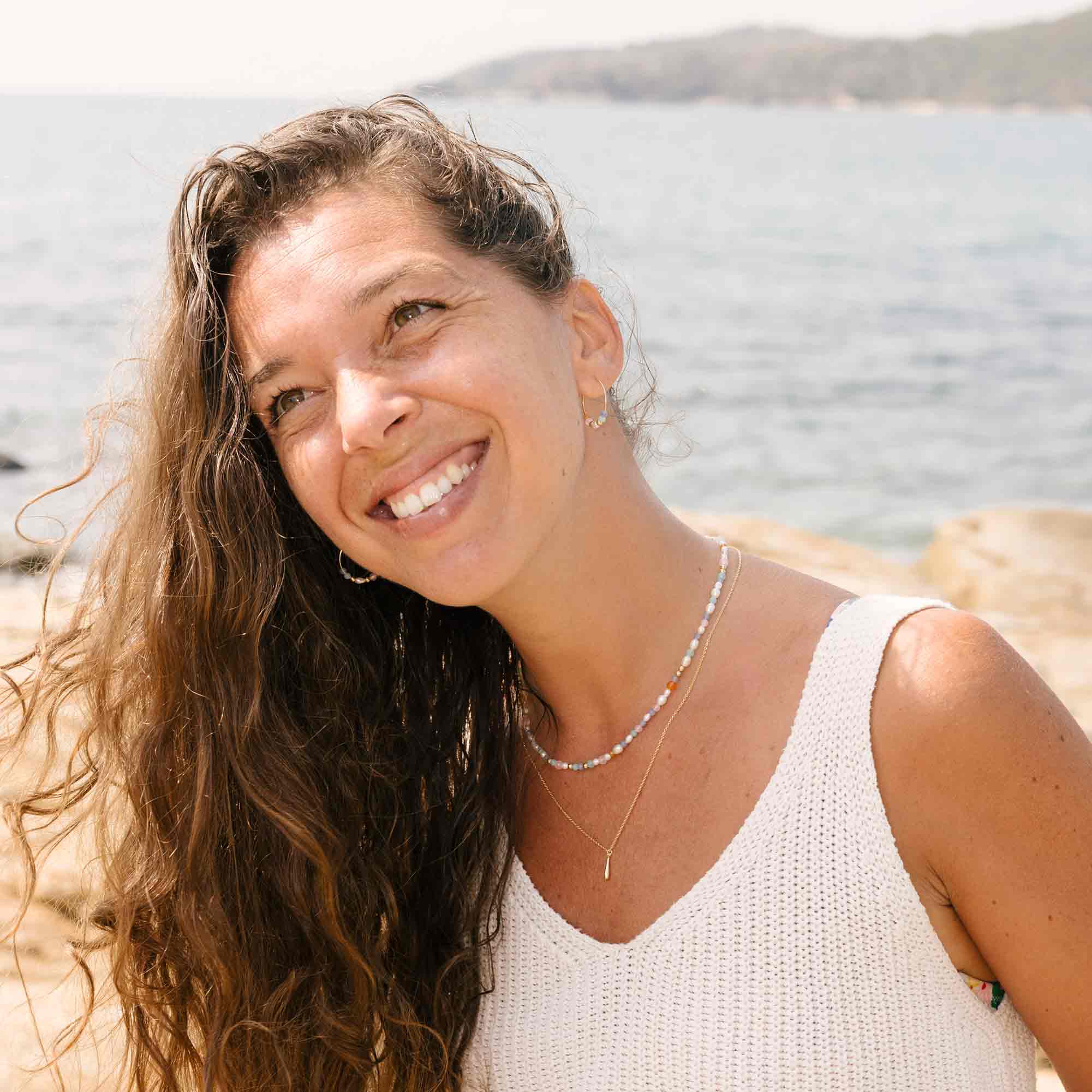 Summer pearl choker necklace