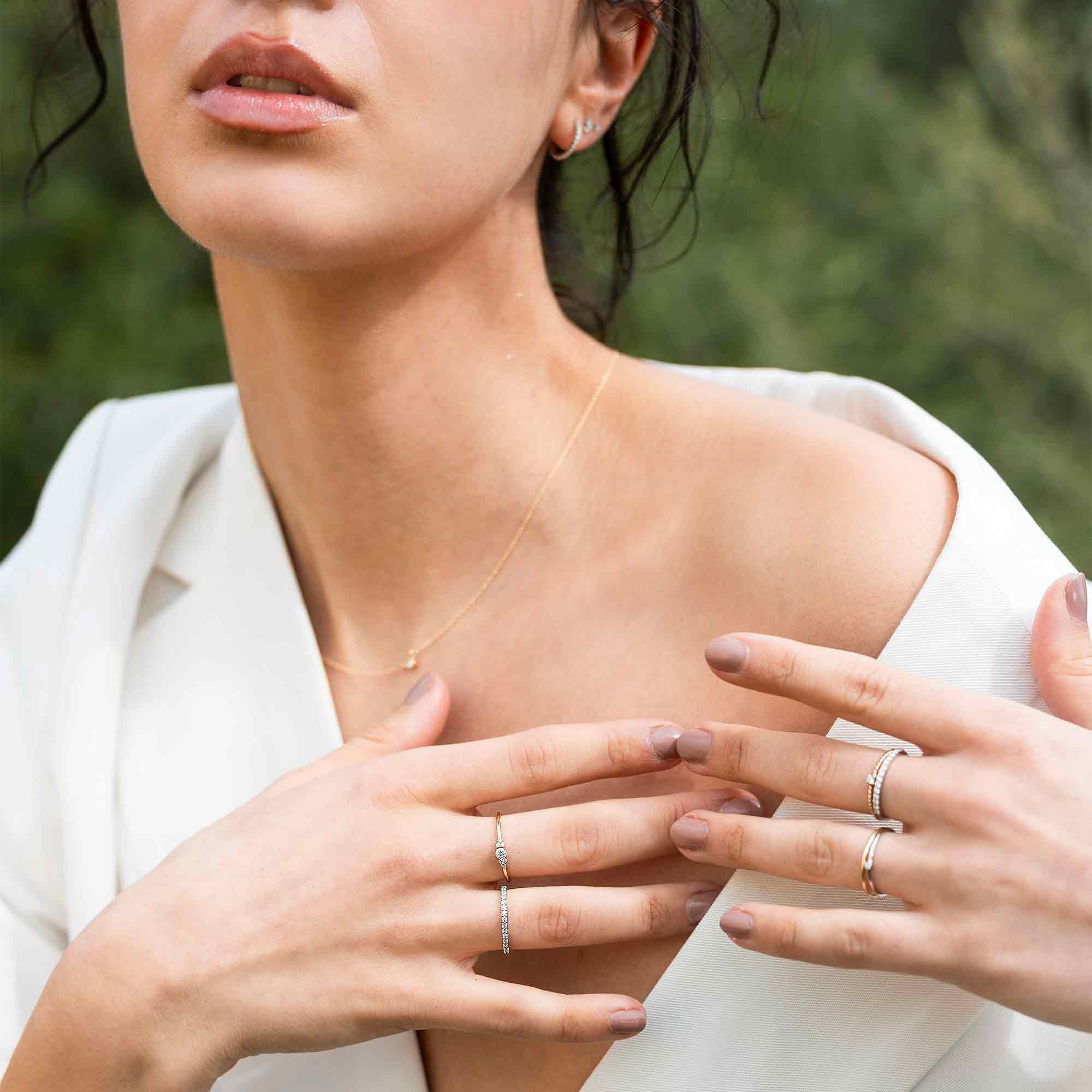 The fairy engagement ring | solid gold