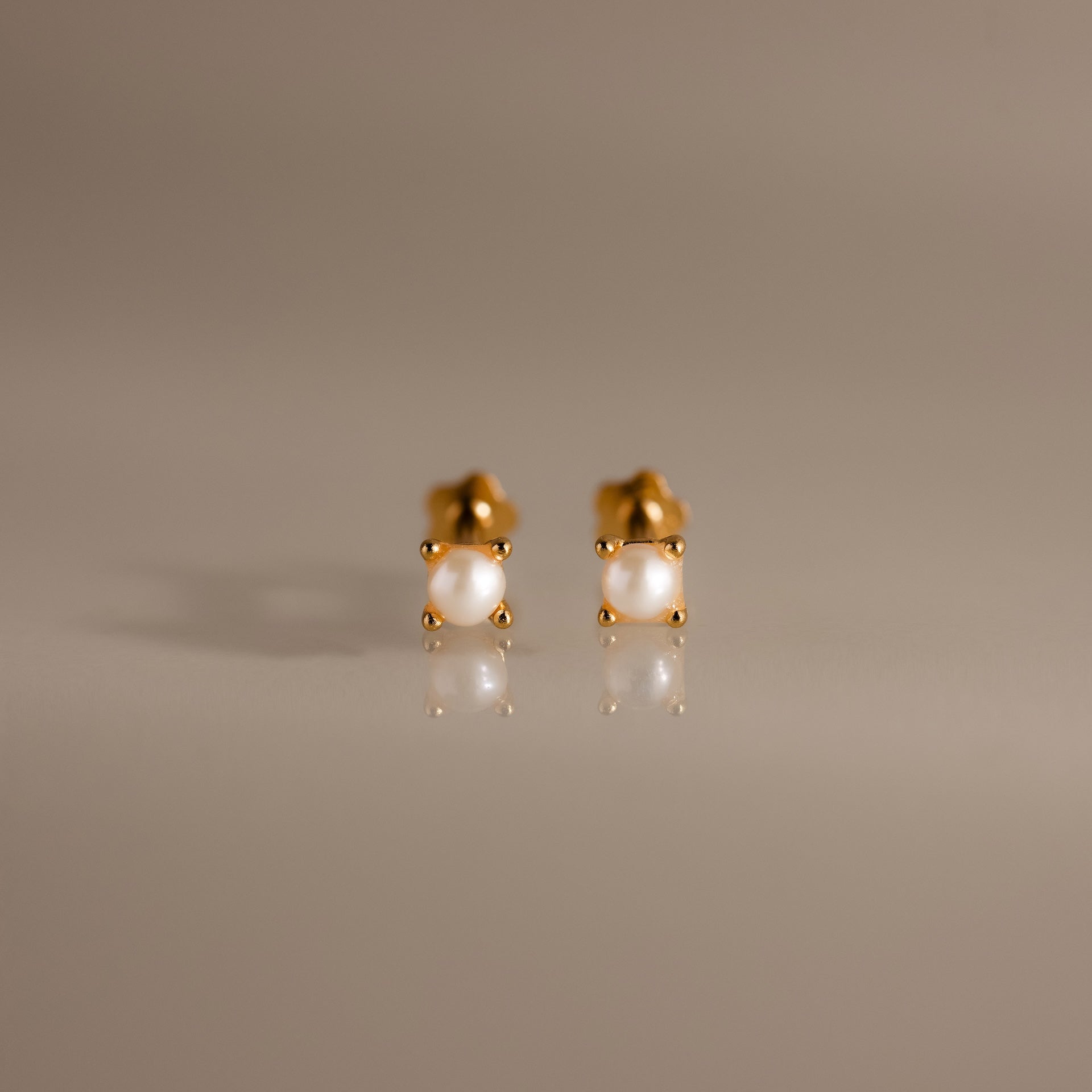 Baby Venus Flachrücken Ohrstecker – Luftli
