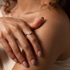 Diamant Blütenblatt Ring – Luftli