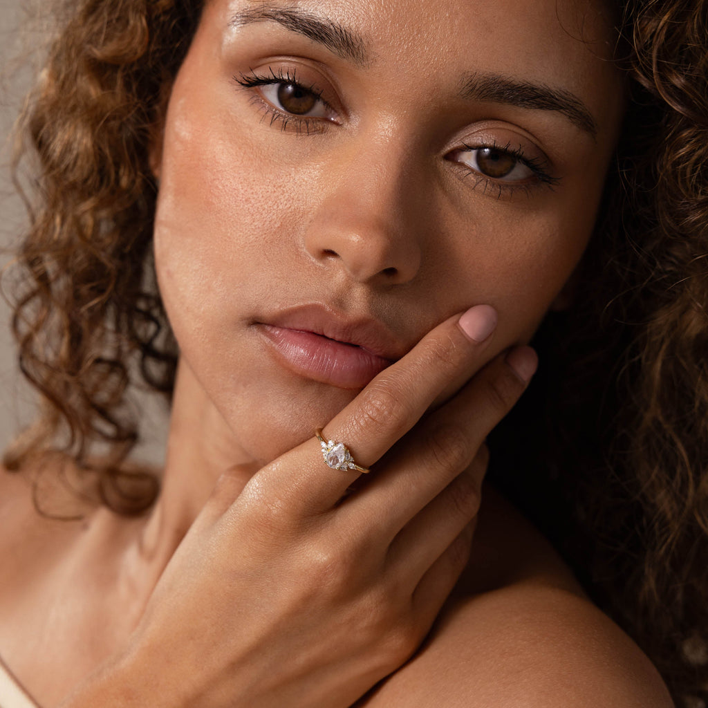 Diamant Blütenblatt Ring – Luftli