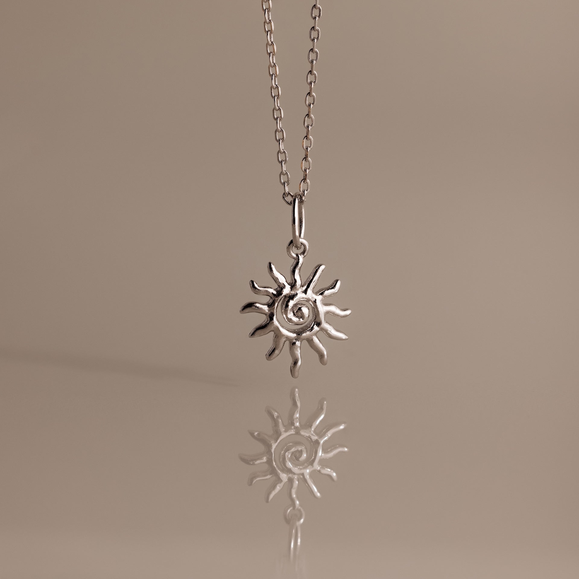 Himmlische Sonnenkette – Luftli