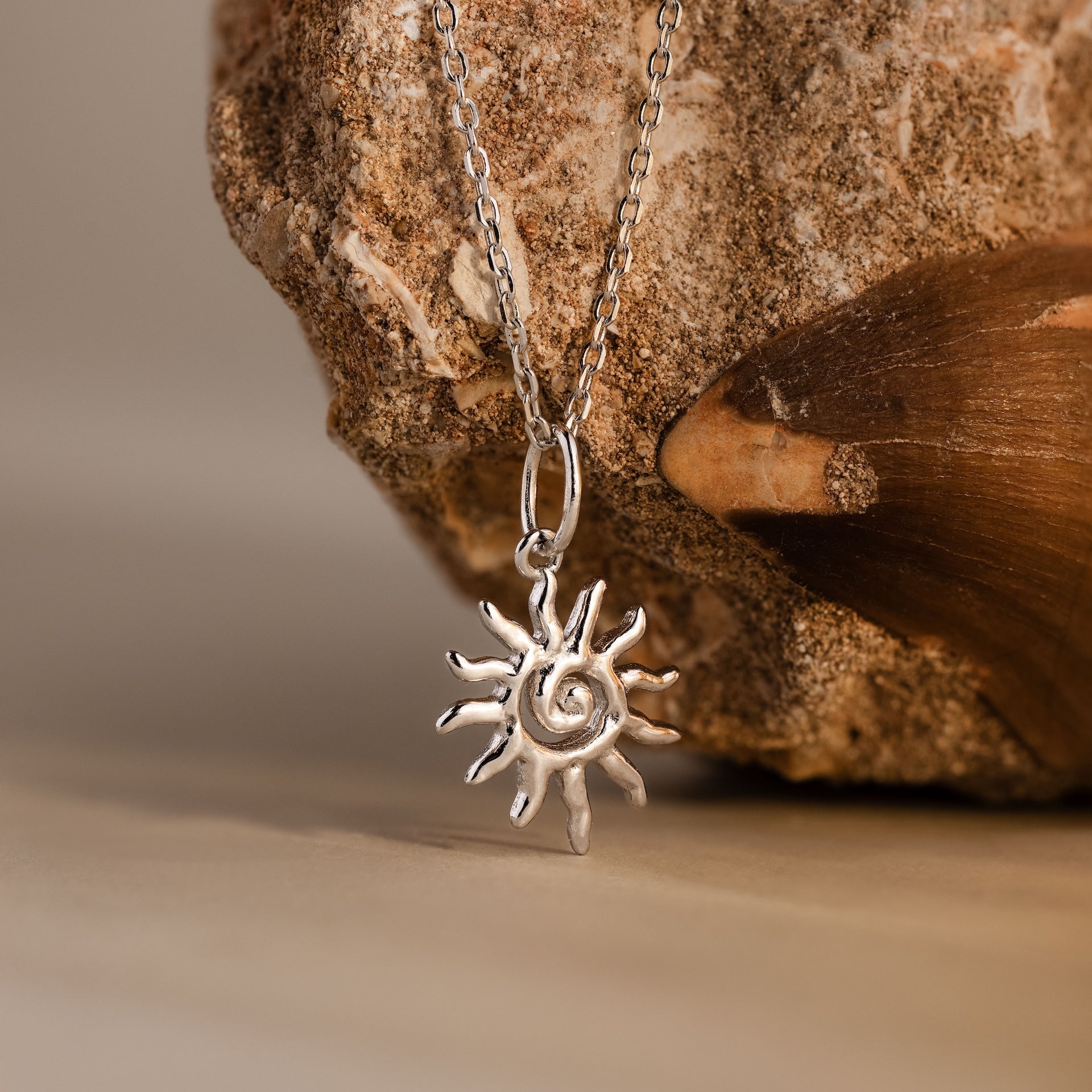 Himmlische Sonnenkette – Luftli
