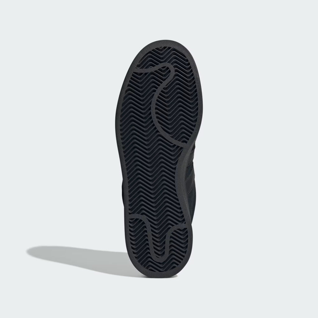 Sneaker – 10
