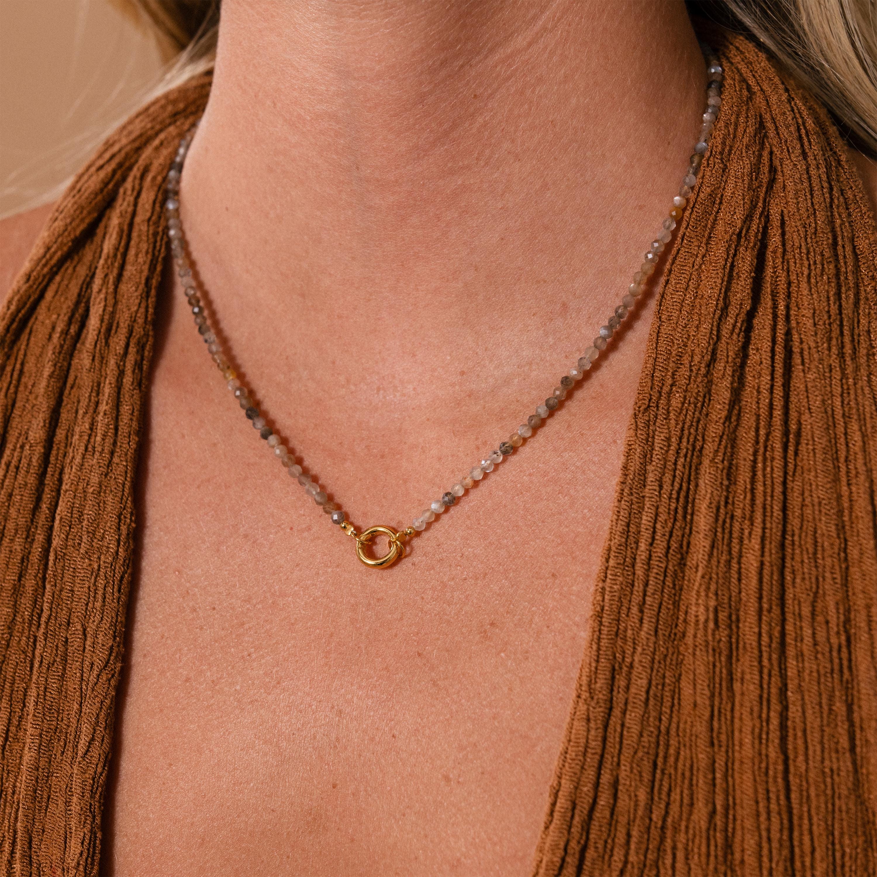 Sonnenstein Perlen Charm Halskette – Luftli
