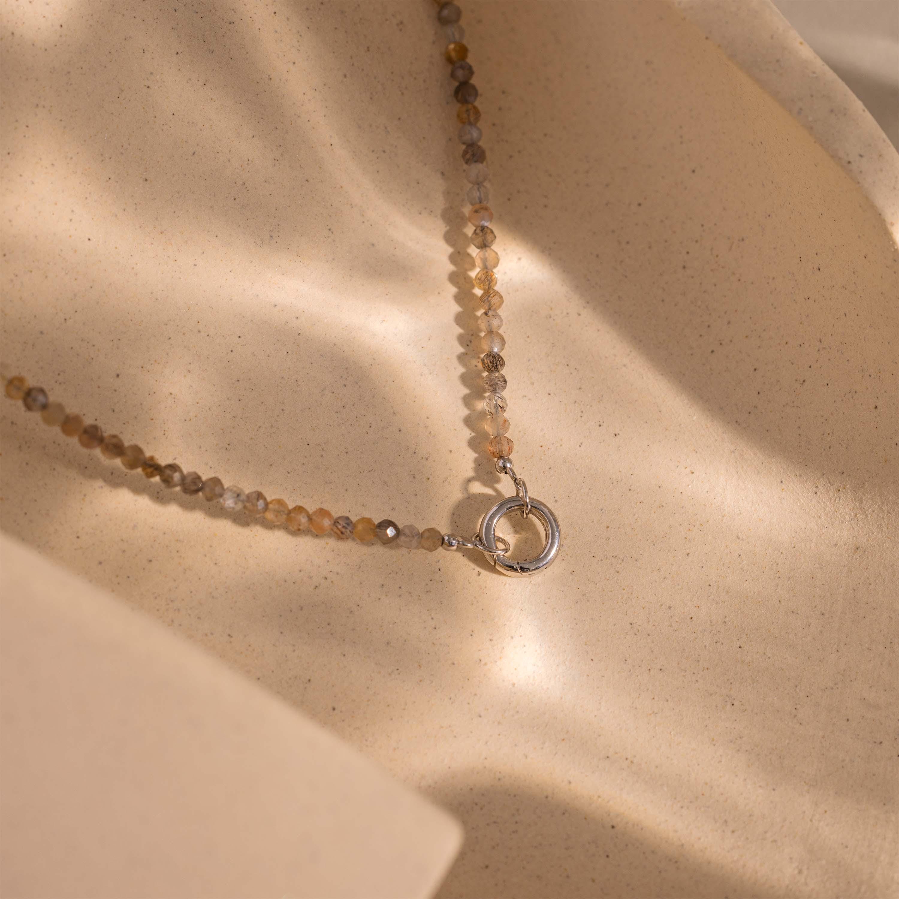 Sonnenstein Perlen Charm Halskette – Luftli