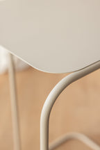 Tisch – 12
