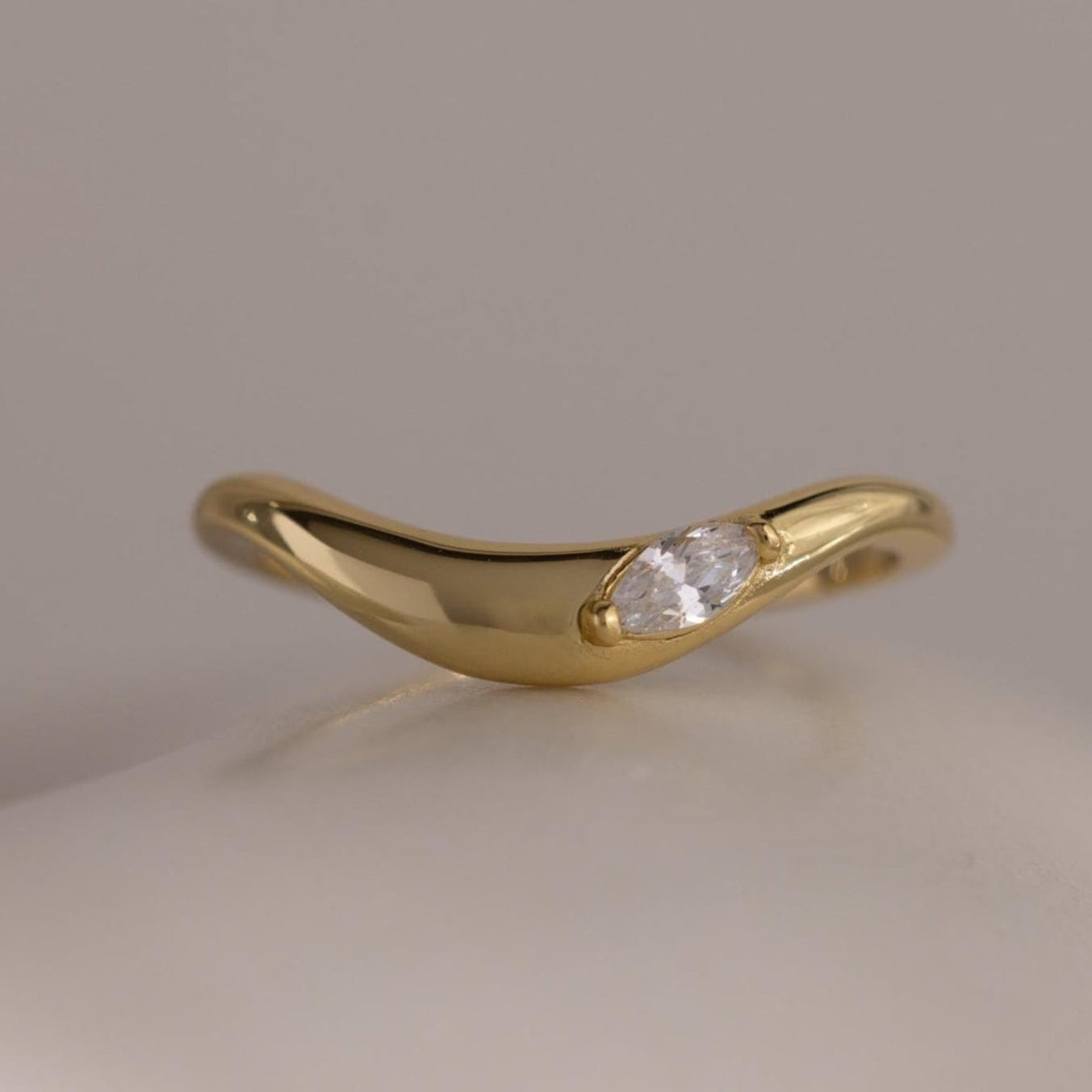 Zen Edelstein Kurven Ring – Luftli