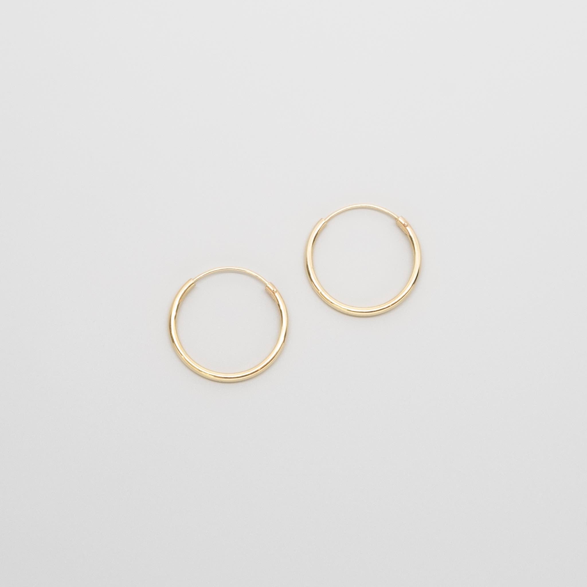 Simple hoop | solid gold - XS / S / M / L